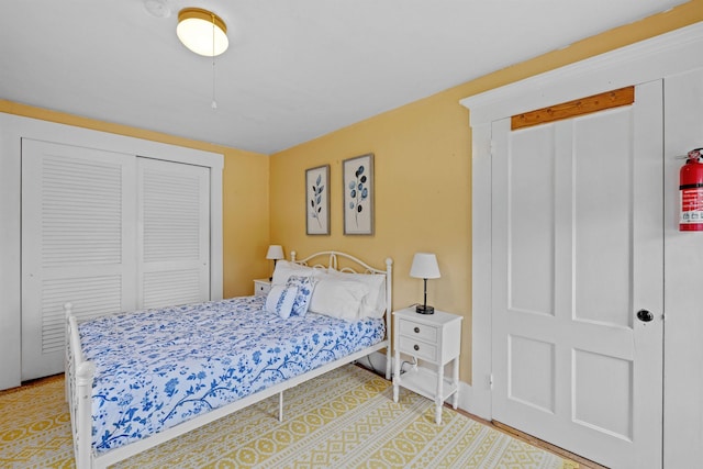 bedroom featuring a closet