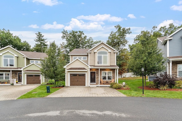 view of front of house featuring a front yard