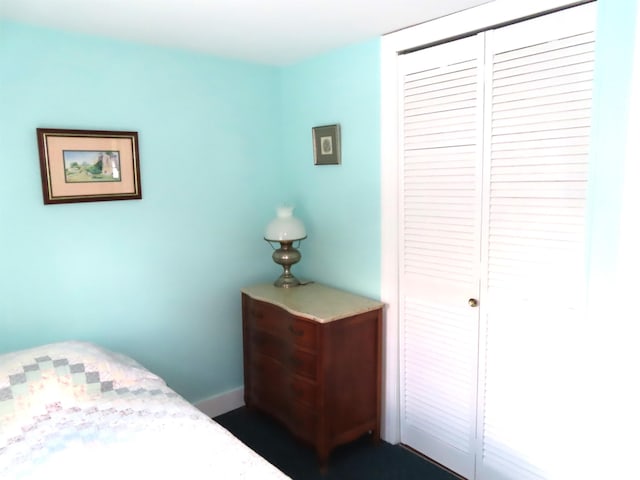 bedroom with a closet