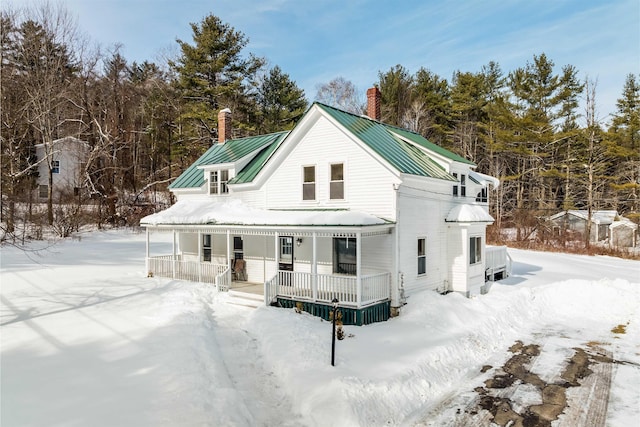 view of front of house with covered porch