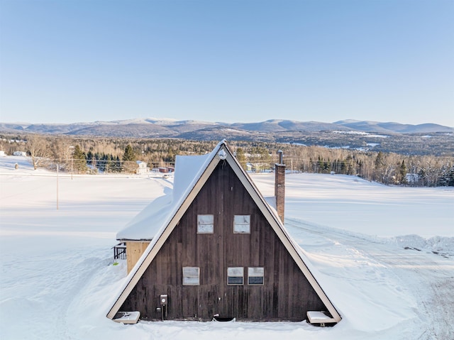 exterior space with a mountain view