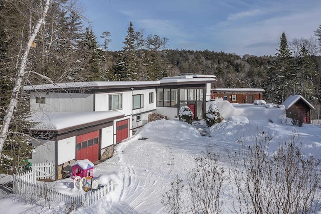 view of front of house featuring a garage