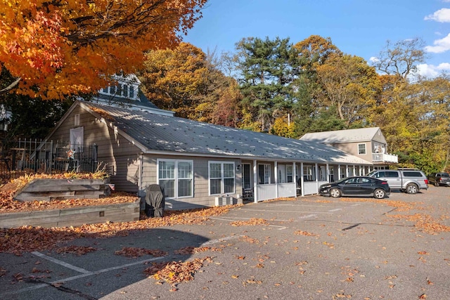 view of front of house