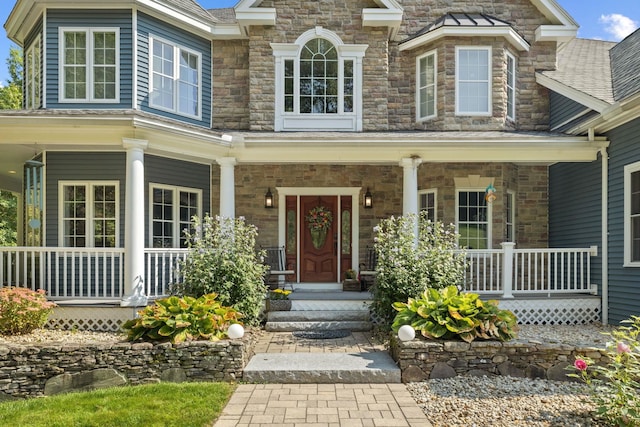 view of front of house with a porch