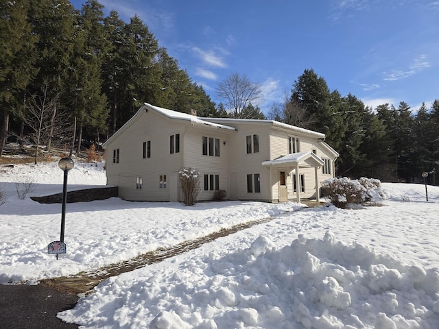 view of front facade