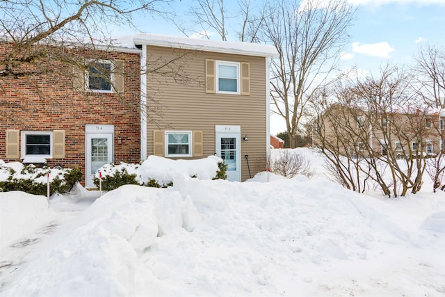 view of front of property