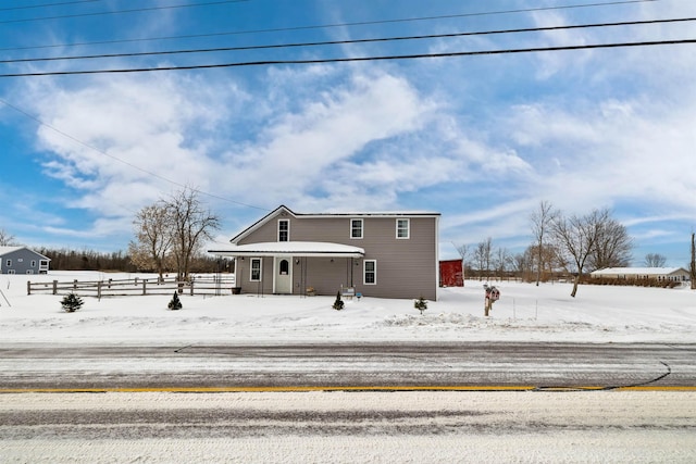 view of front property