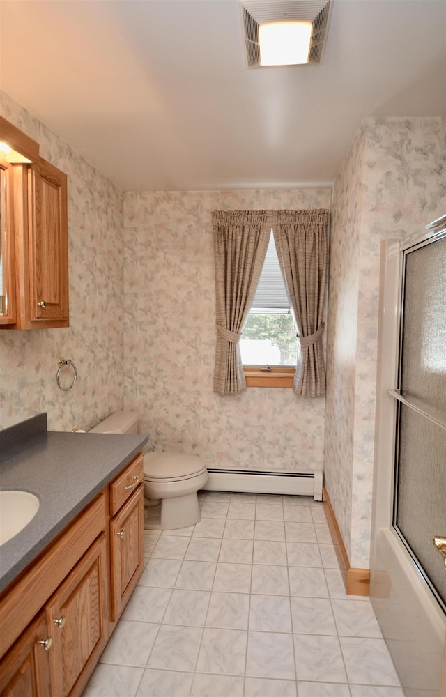 full bath featuring wallpapered walls, visible vents, toilet, tile patterned floors, and baseboard heating