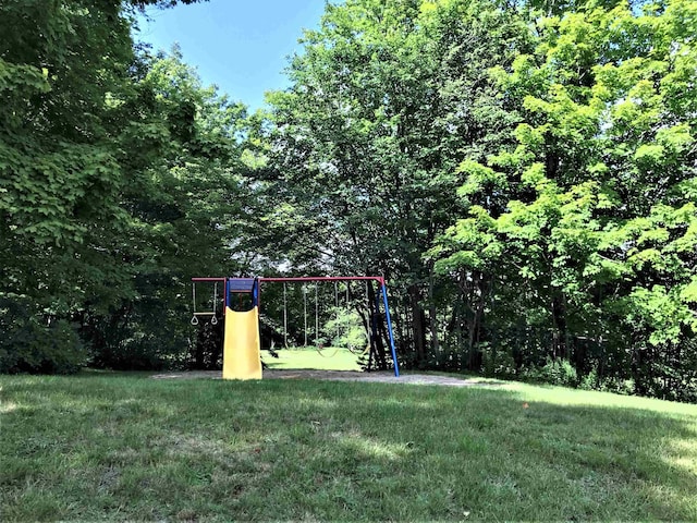 view of yard featuring playground community