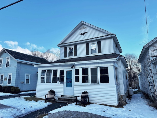 view of front of property with entry steps