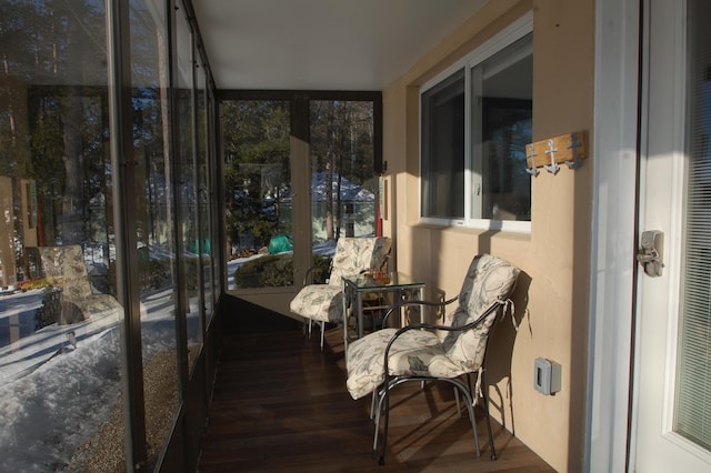 view of sunroom / solarium