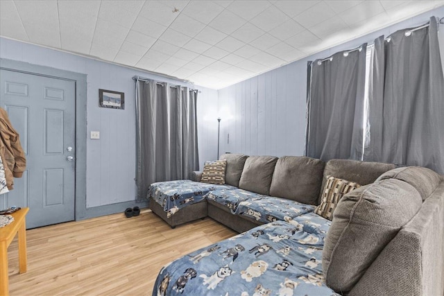 living area featuring light wood-style flooring