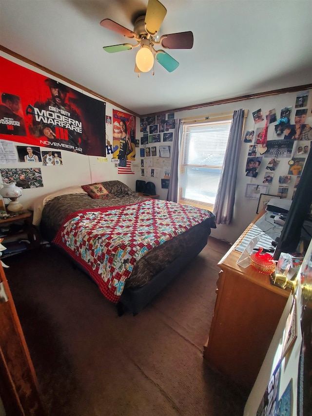 bedroom featuring a ceiling fan