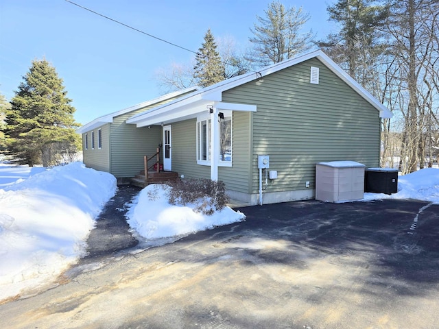 exterior space with driveway