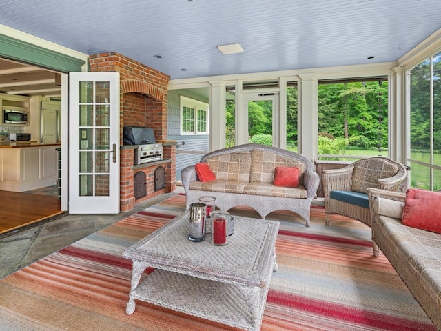 view of sunroom / solarium