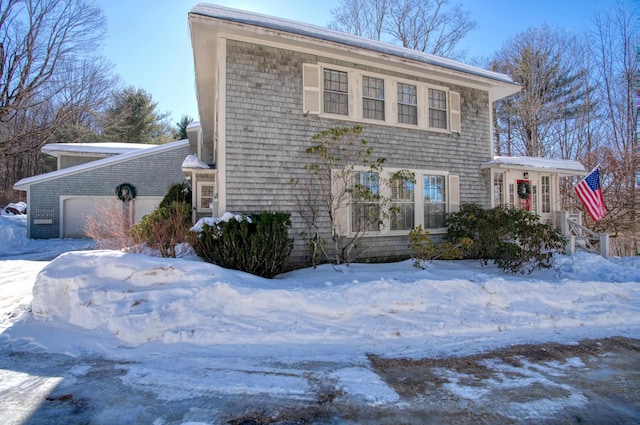 view of front of property featuring a garage