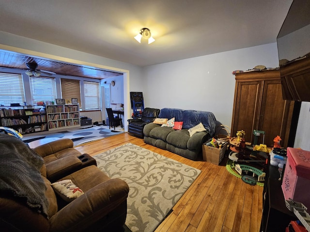 living area with hardwood / wood-style floors