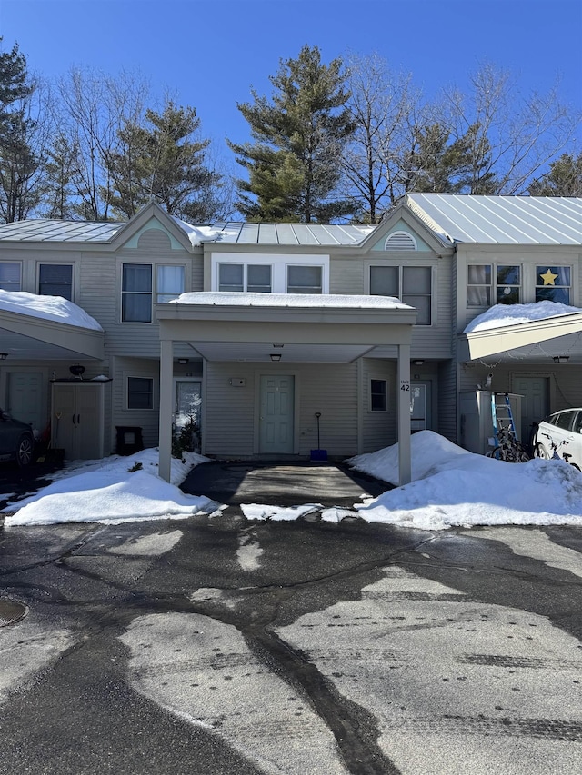 view of front of house featuring metal roof