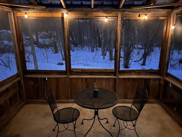 view of unfurnished sunroom