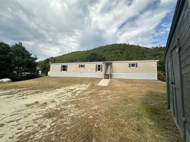 view of front of home featuring entry steps