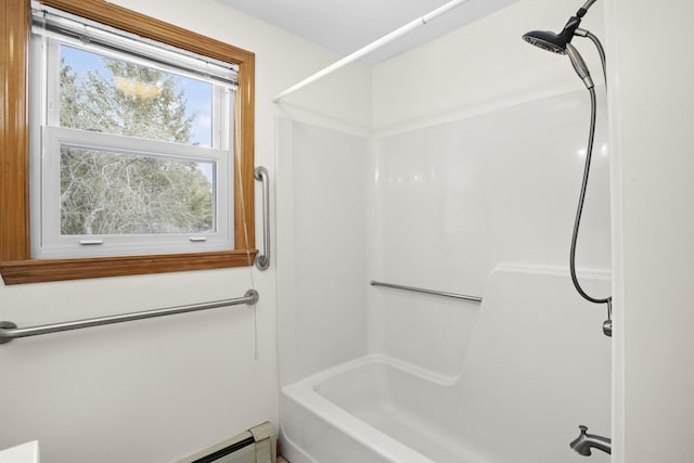 bathroom with shower / bathtub combination