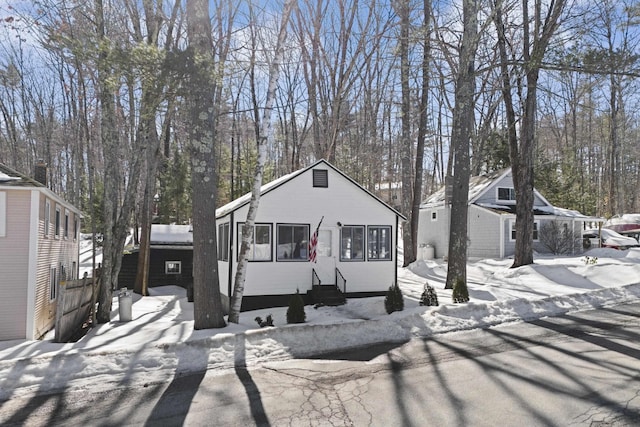 view of front of property with entry steps