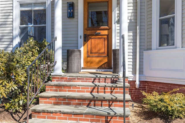 view of property entrance