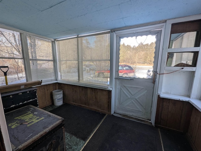 sunroom / solarium with plenty of natural light