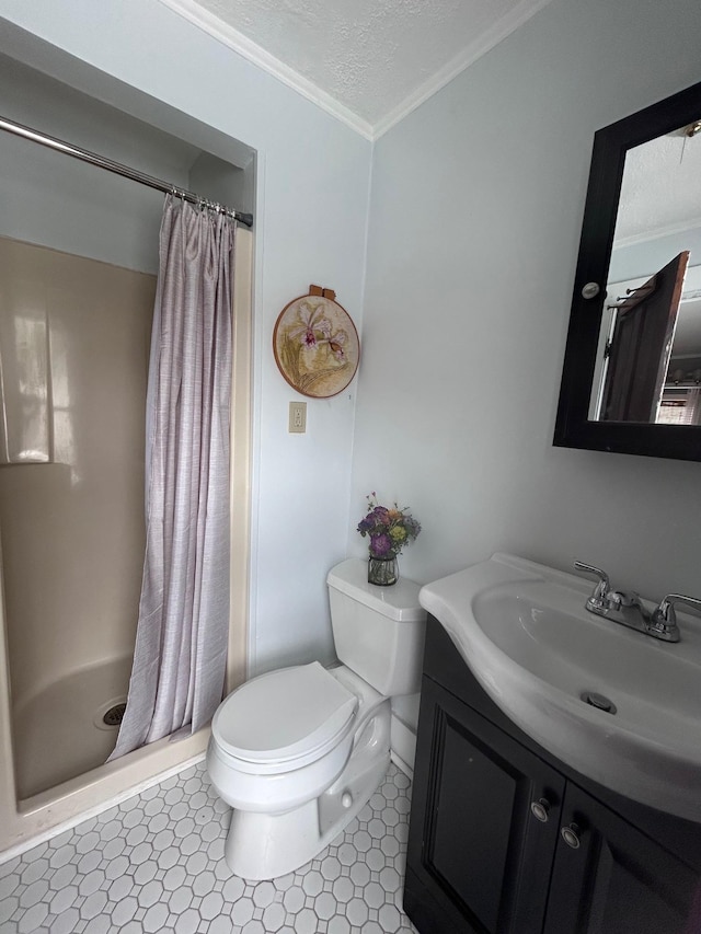 full bath featuring toilet, crown molding, a textured ceiling, and a shower stall