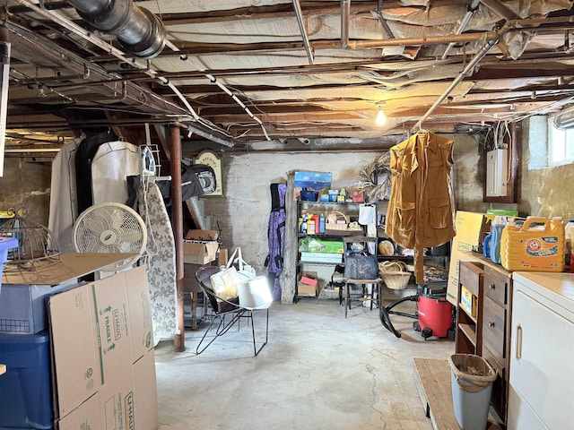 basement featuring washer / dryer