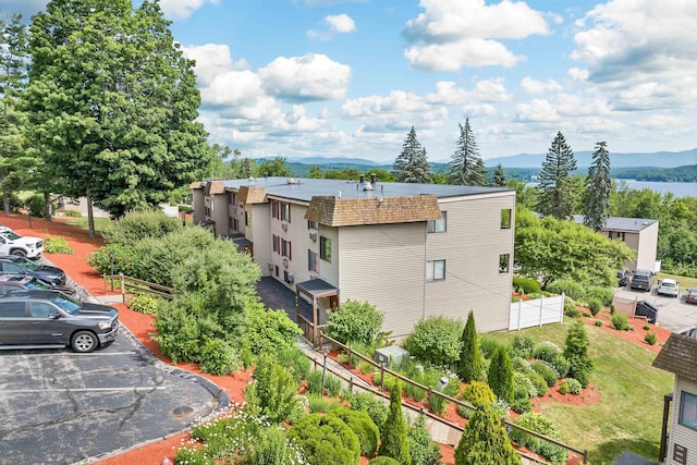 bird's eye view featuring a mountain view