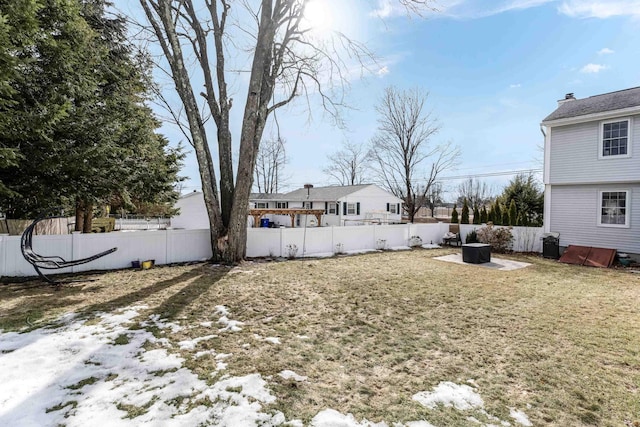 view of yard featuring a fenced backyard