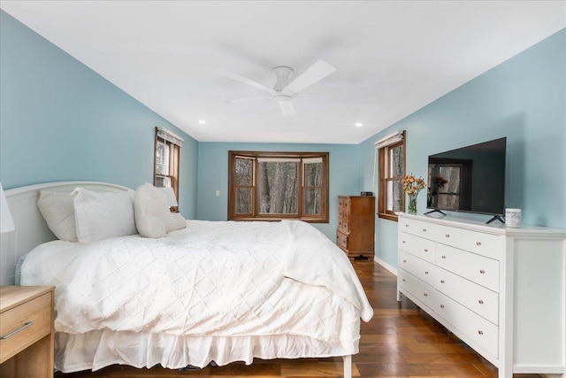 bedroom featuring dark wood-style floors, recessed lighting, baseboards, and a ceiling fan