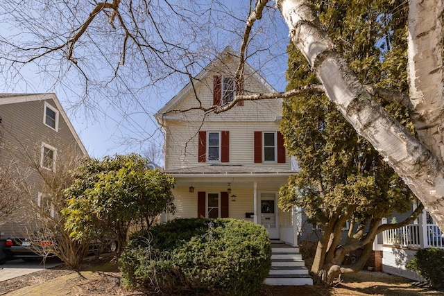 view of front facade featuring a porch