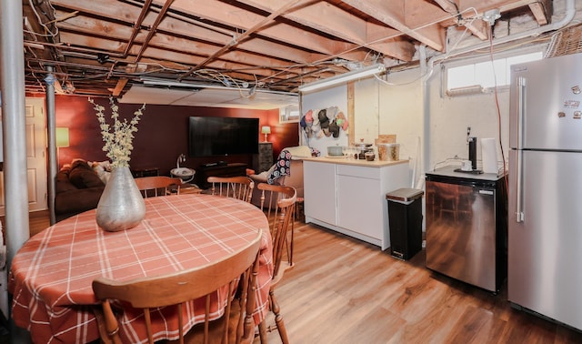 dining room featuring light wood-type flooring