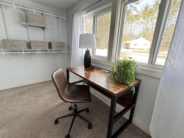 office area featuring baseboards