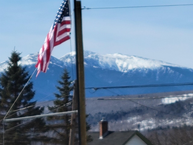 exterior details featuring a mountain view