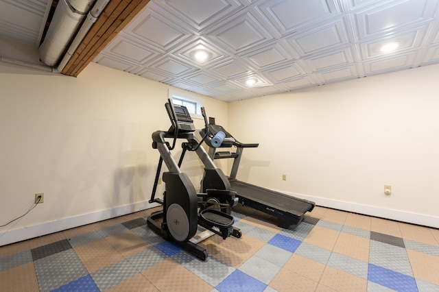 39 Birch Glen Dr, Bennington, NH 03442 - exercise room with baseboards and an ornate ceiling