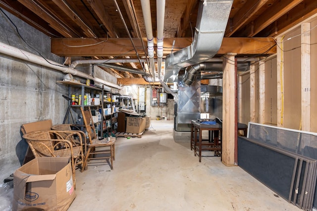 39 Birch Glen Dr, Bennington, NH 03442 - unfinished below grade area featuring heating unit