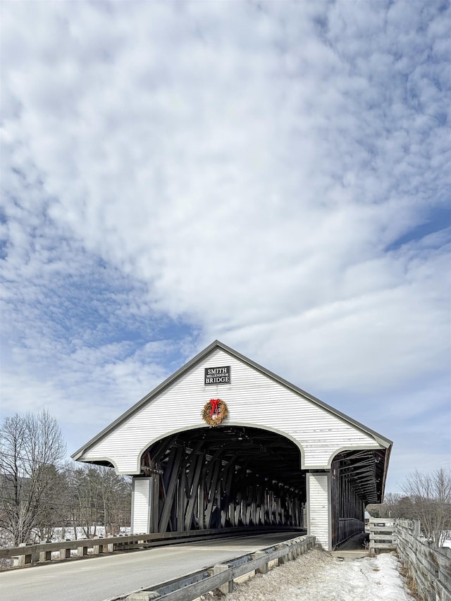 surrounding community featuring an outbuilding