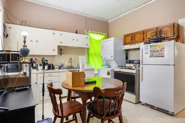 6 Dawson St, Milton, NH 03851