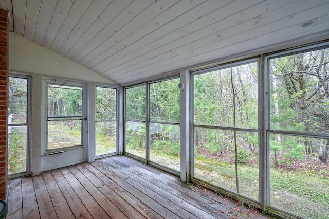 321 Rolling Ridge Rd, Bartlett, NH 03812 - unfurnished sunroom featuring vaulted ceiling