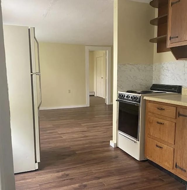 38 Railroad St, Charlestown, NH 03603