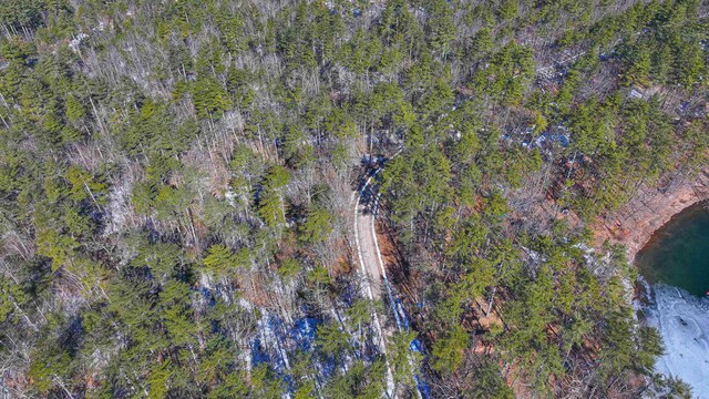 62-B Long Pond Dr, Denmark, ME 04022