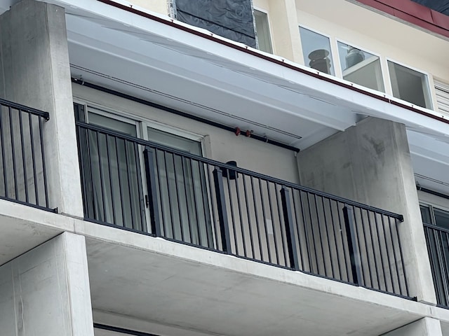 view of home's exterior