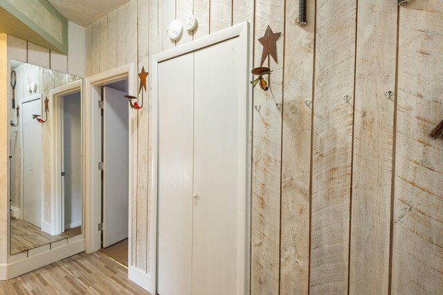 34 Weetamoo Trl Unit 5, Campton, NH 03223 - detailed view of wood finished floors