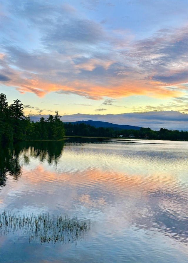 18 Crow Ln, Conway, NH 03818 - water view