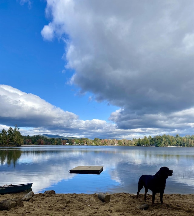 18 Crow Ln, Conway, NH 03818 - water view