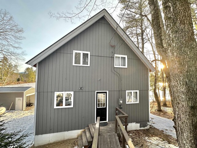 18 Crow Ln, Conway, NH 03818 - view of back of house