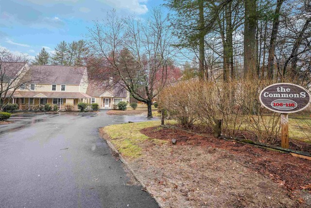 114 Winterwood Dr Unit 114, Londonderry, NH 03053 - view of road